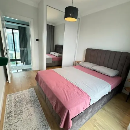 Penthouse With Swimming Pool * Kyrenia (Northern Cyprus)